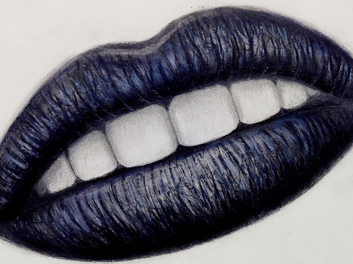 Drawing artistic lips – Timelapse video